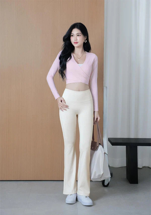 Du Lịch Tết Mặc Gì? 4 Outfit Athleisure "Sân Bay" Vừa Chất Vừa Êm