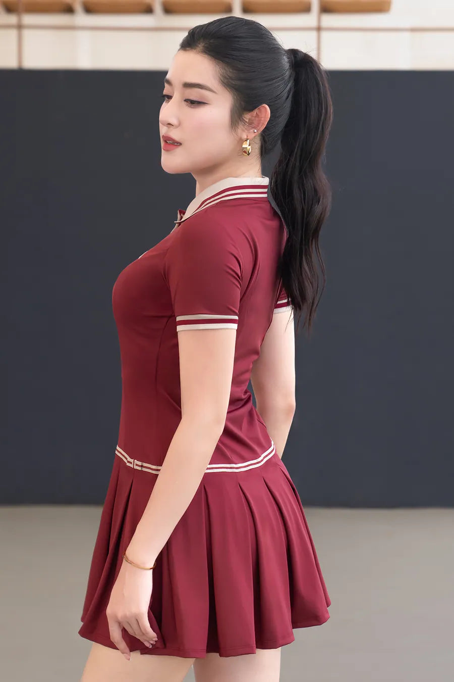 Váy Fitme ZEN CE DNTN01 Red cổ be