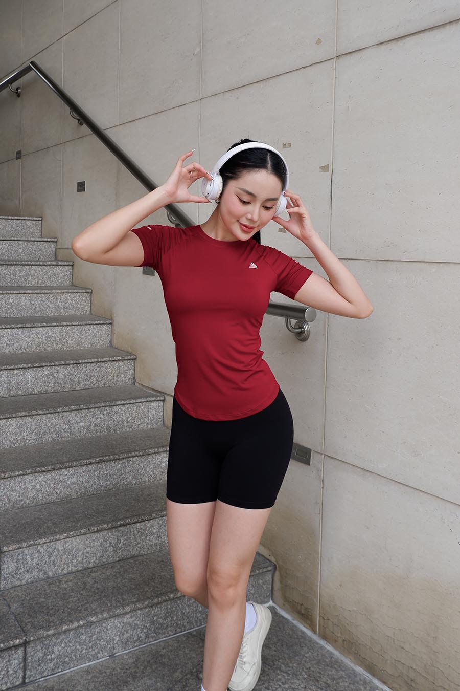 Áo thun thể thao nữ vạt bầu - Đỏ - Fitme Sportswear