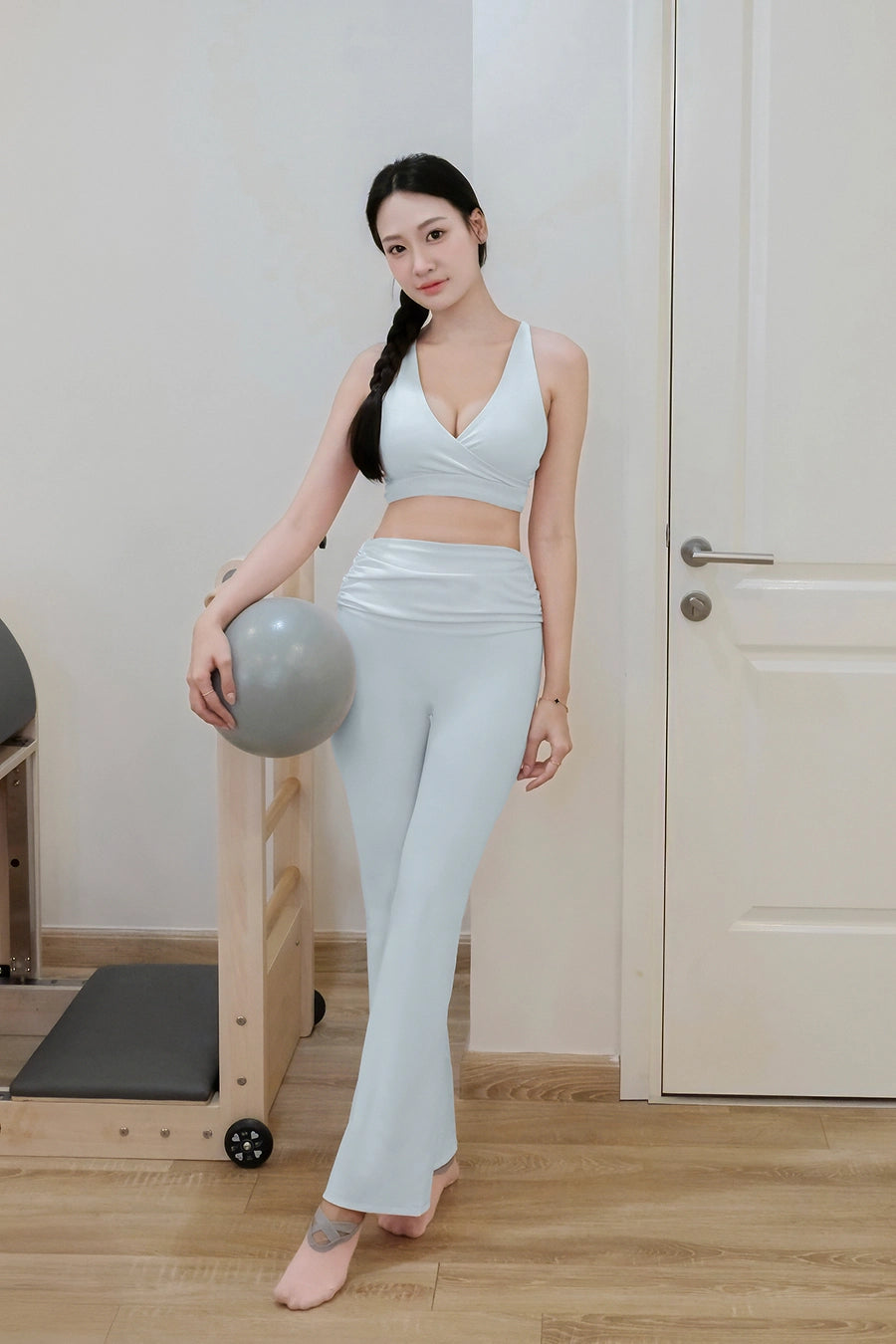 Quần legging ống loe Fitme Bloom QDBL01 - Xanh pastel