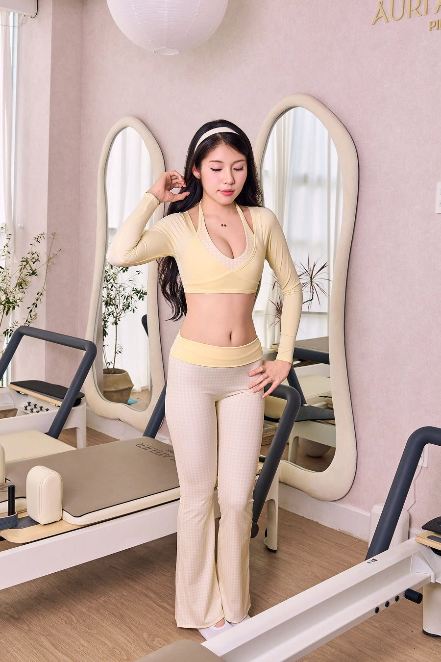 Quần legging ống loe Divine Gingham Princess QDSL02 - Vàng pastel