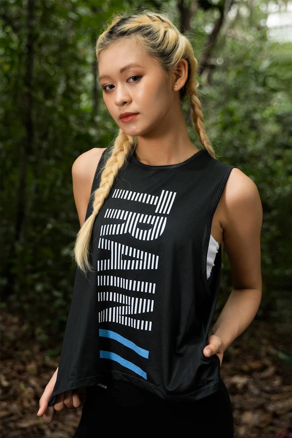 Áo tanktop thể thao nữ - Đen
