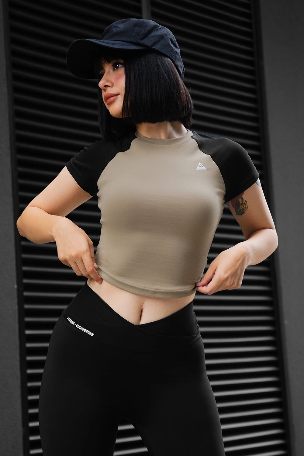 Áo thun raglan tập gym Cover23 - Sand tay Đen - Fitme Sportswear