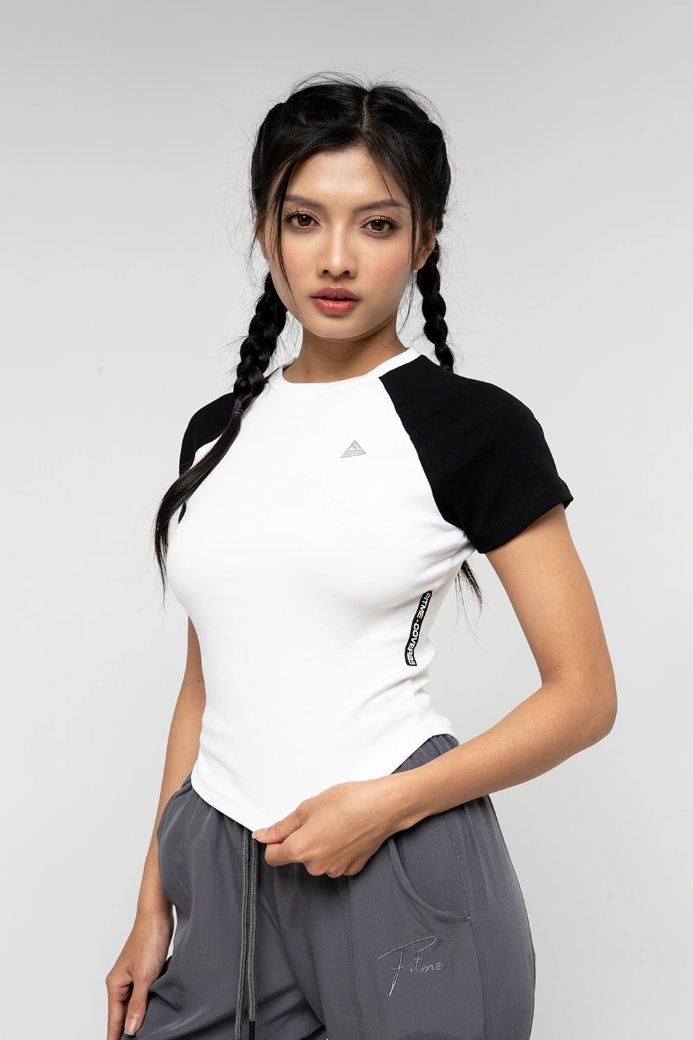 Áo thun raglan tập gym Cover23 - Trắng tay Đen - Fitme Sportswear