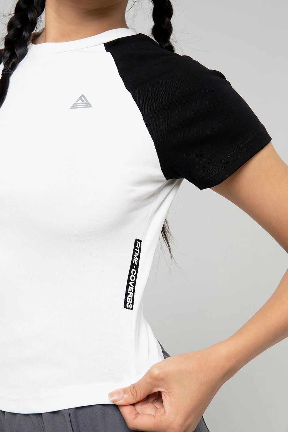 Áo thun raglan tập gym Cover23 - Trắng tay Đen - Fitme Sportswear