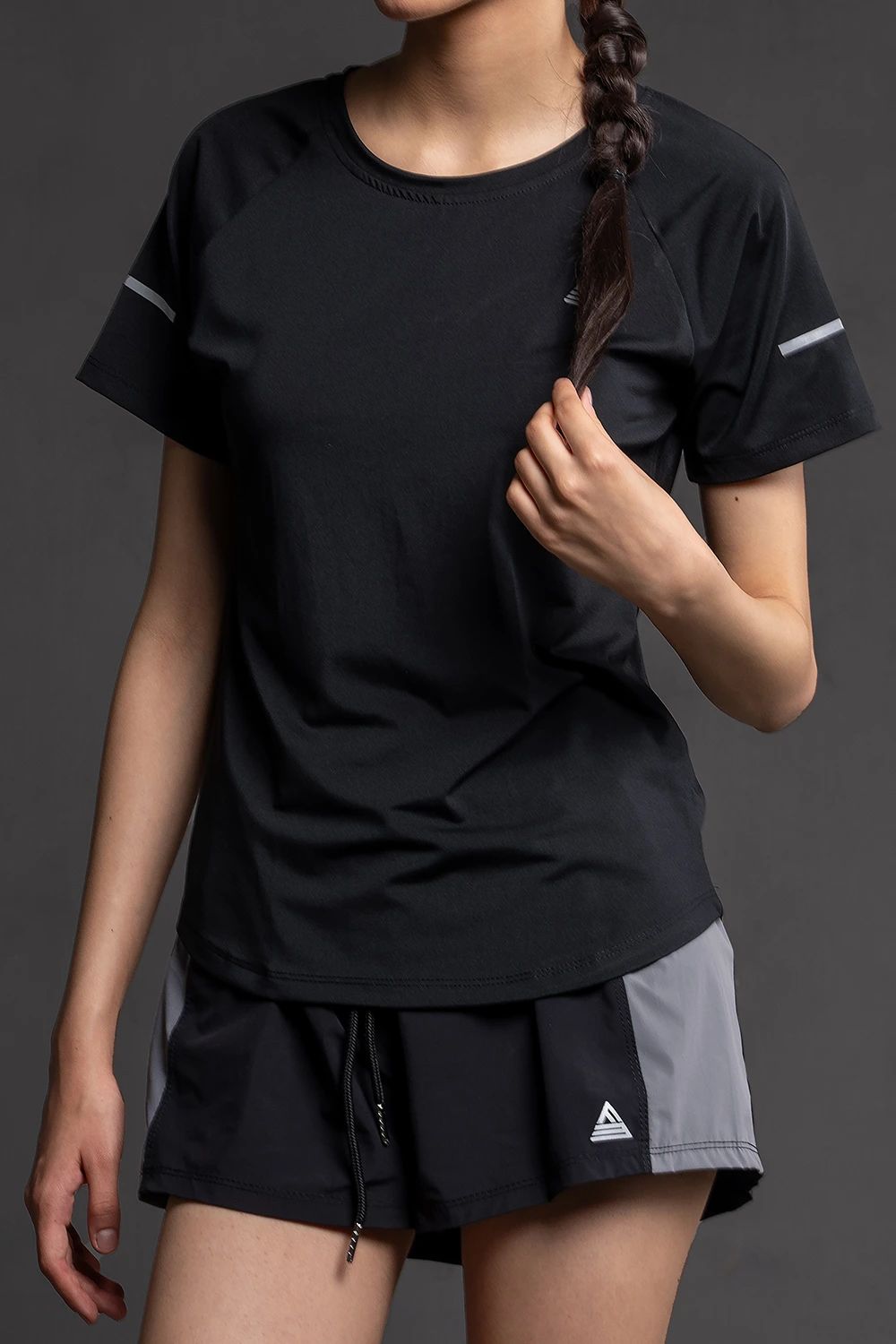 Áo thun thể thao nữ vạt bầu - Đen - Fitme Sportswear