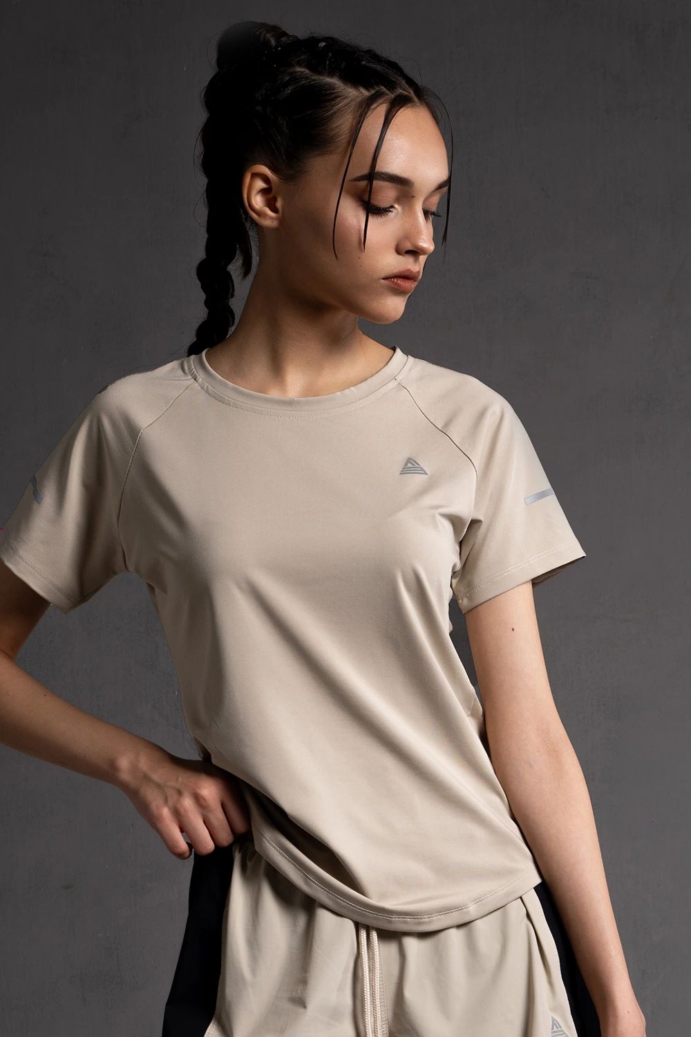 Áo thun thể thao nữ vạt bầu - Sand Smoke - Fitme Sportswear