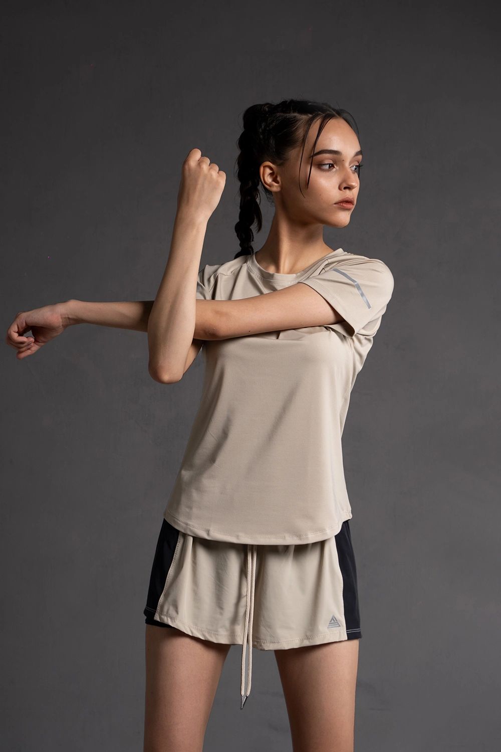 Áo thun thể thao nữ vạt bầu - Sand Smoke - Fitme Sportswear