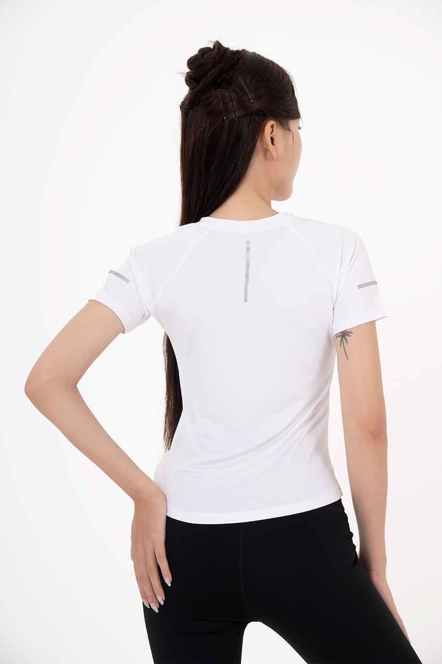 Áo thun thể thao nữ vạt bầu - Trắng - Fitme Sportswear