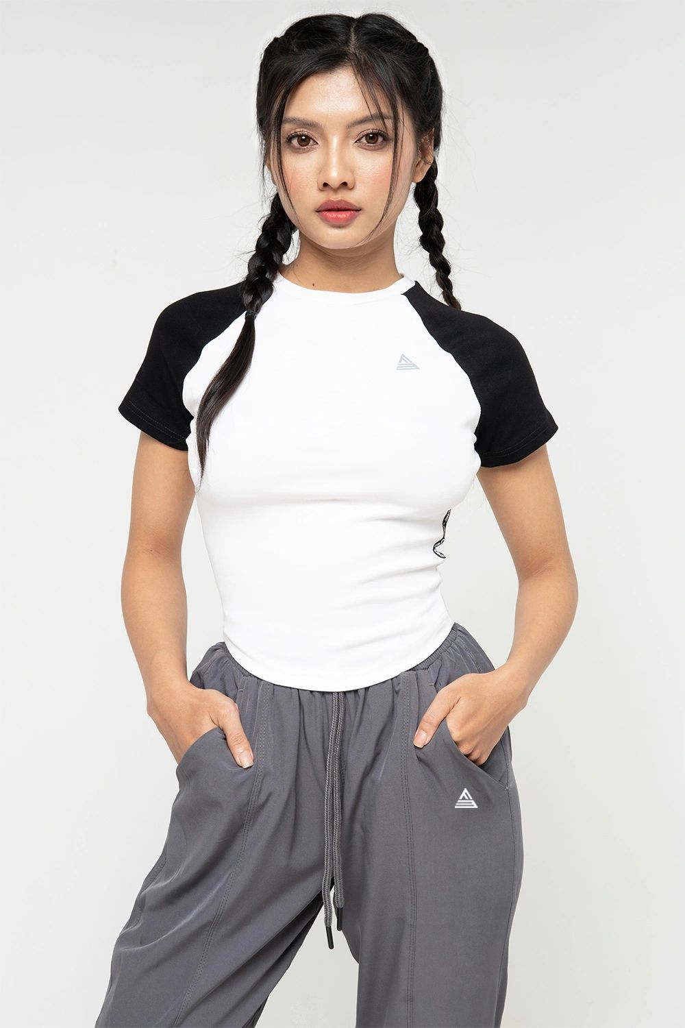 Quần jogger thể thao nữ logo in - Xám Đen - Fitme Sportswear