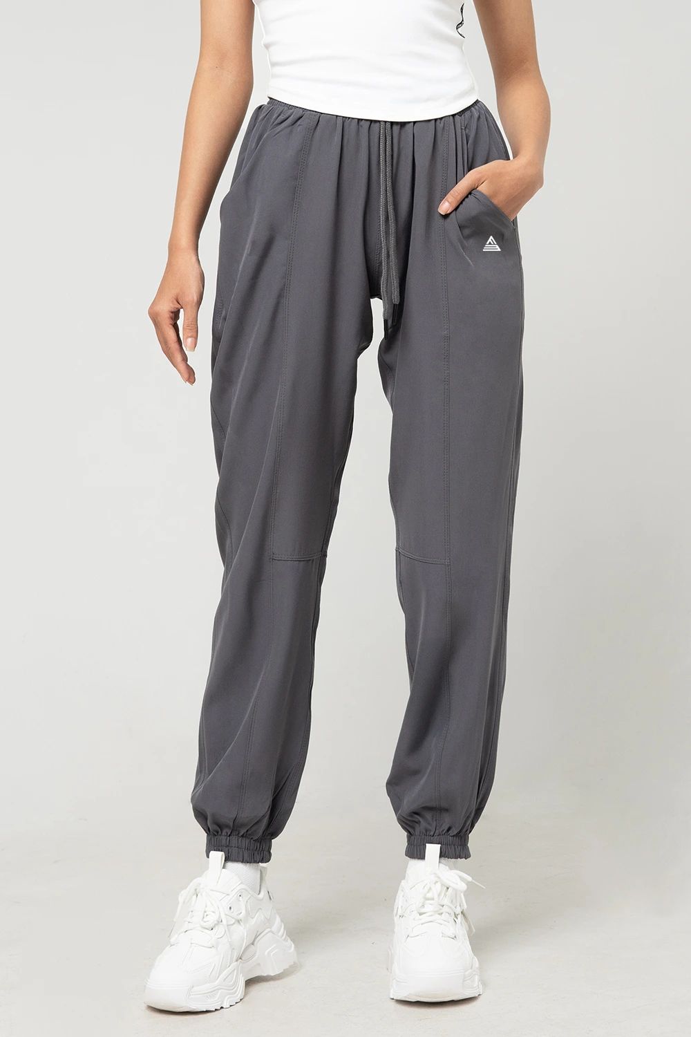 Quần jogger thể thao nữ logo in - Xám Đen - Fitme Sportswear