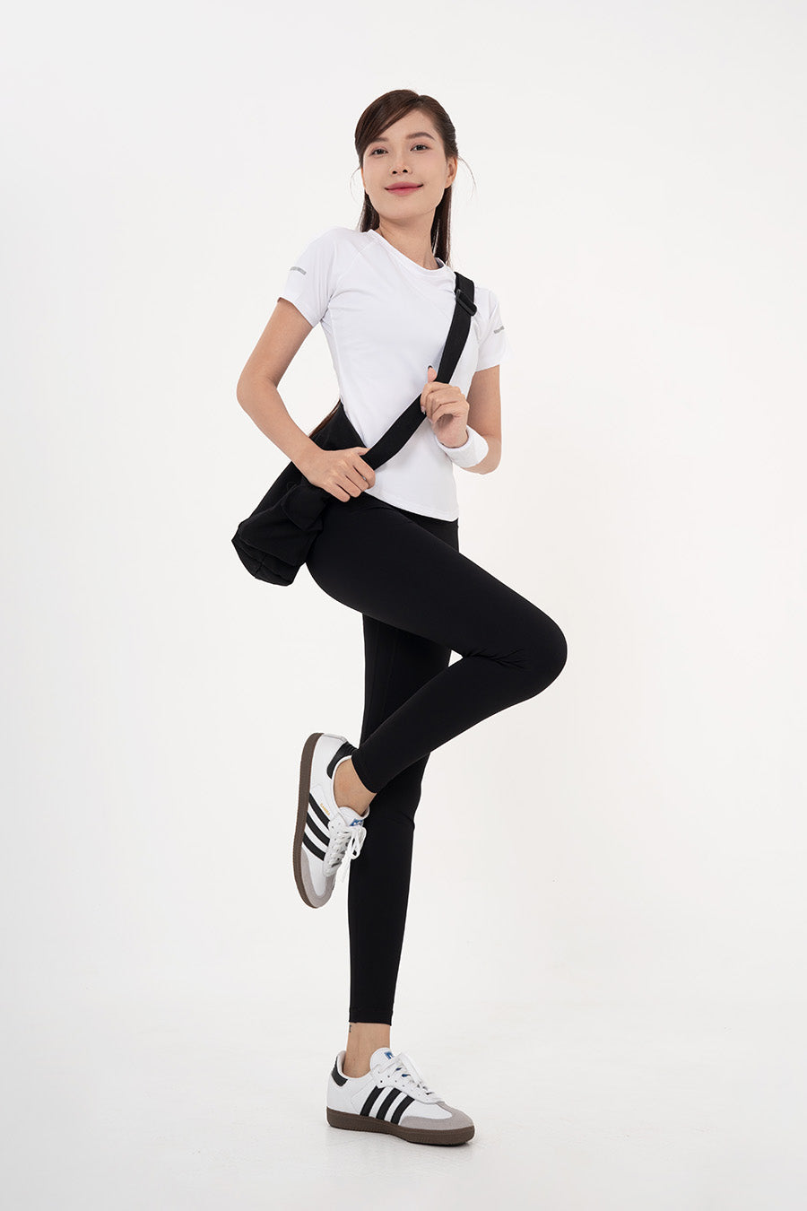 Quần legging nữ tập gym có túi ẩn Theta QDTT-Đen - Fitme Sportswear