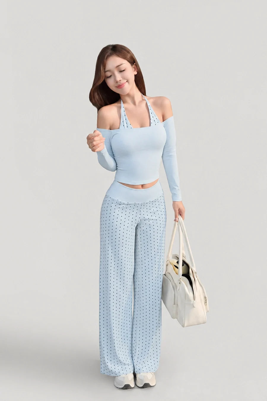Tự tin bắt đầu lịch tập Pilates với trang phục Fitme xanh pastel