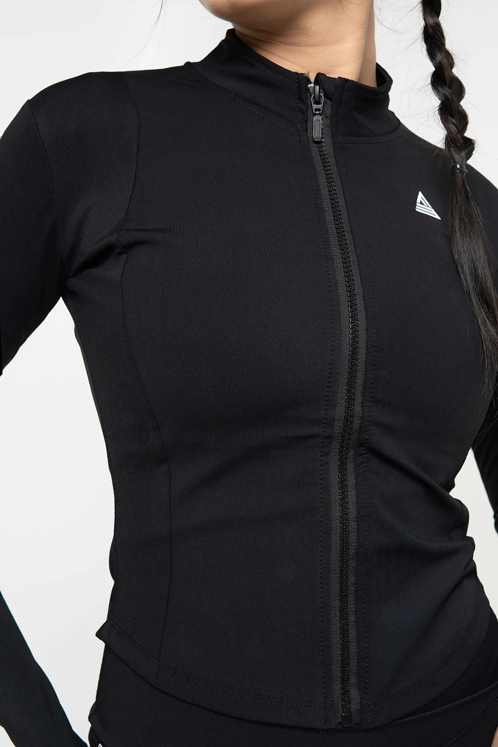 Ảnh minh họa trang phục Fitme: Áo khoác croptop AKCV ĐEN