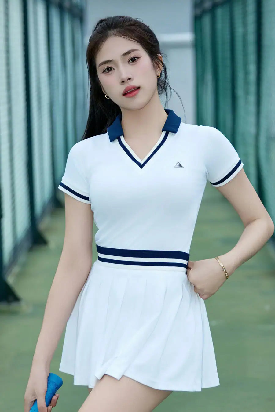 Váy GLORY EA DPSP01 Trắng sọc navy