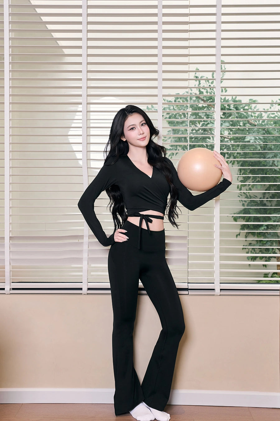 Quần legging xẻ tà Fitme Bloom QDBL02 - Đen