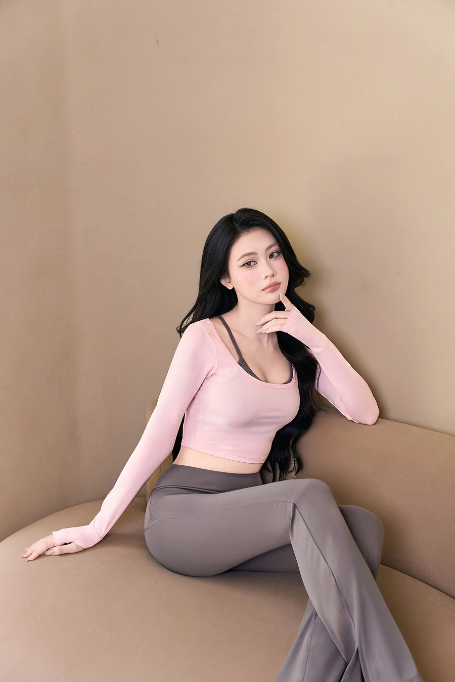 Quần legging xẻ tà Fitme Bloom QDBL02 - Dark grey
