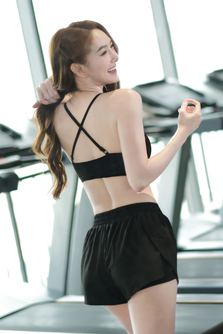 Quần short thể thao nữ Bloom QSBL01 - Đen
